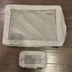 Monos Largest and Smallest Cubes (set of 2)